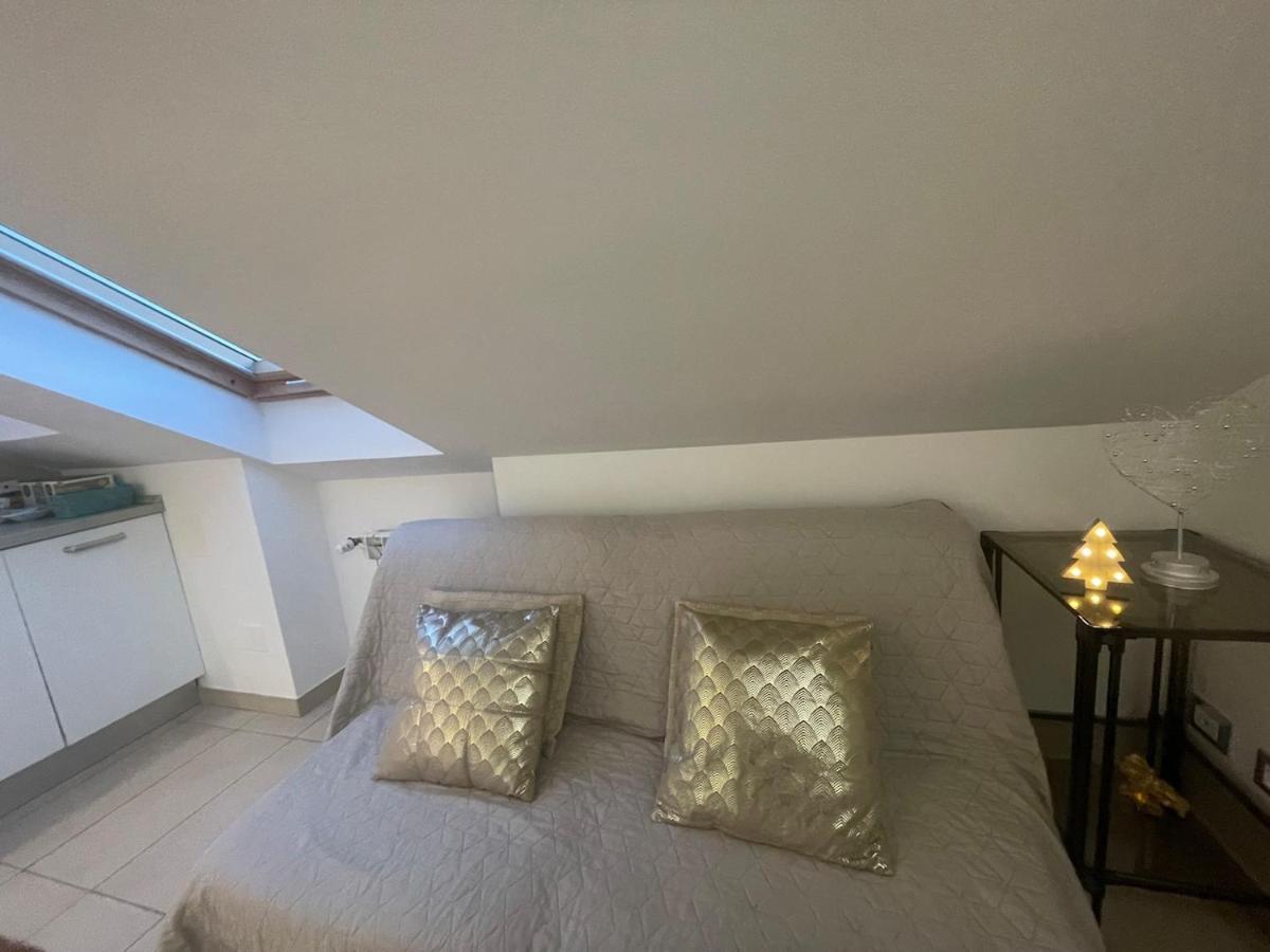 Sabrina Maison Chic Dolce Nido Sul Mare San Bartolomeo Al Mare Dış mekan fotoğraf