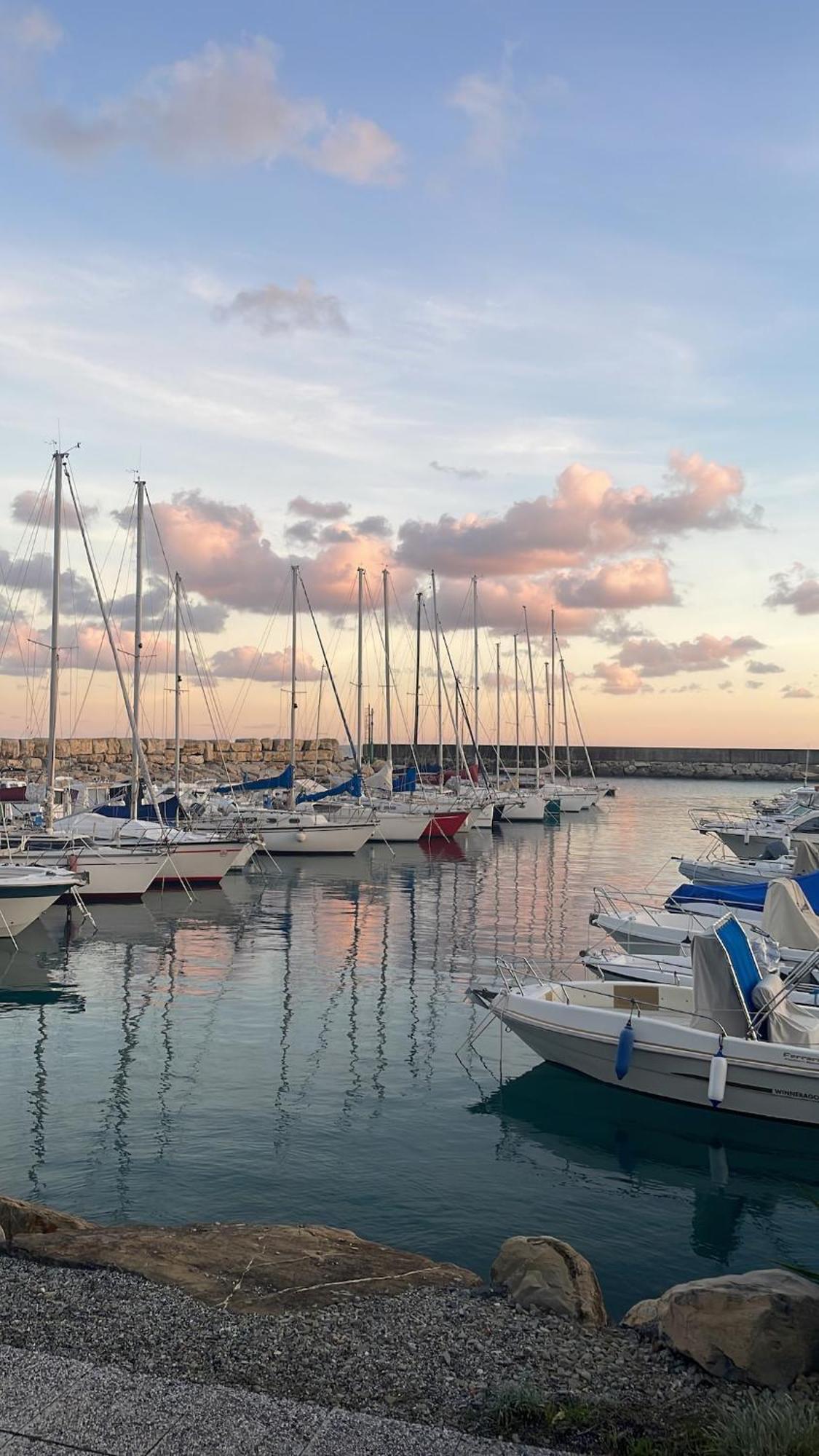 Sabrina Maison Chic Dolce Nido Sul Mare San Bartolomeo Al Mare Dış mekan fotoğraf